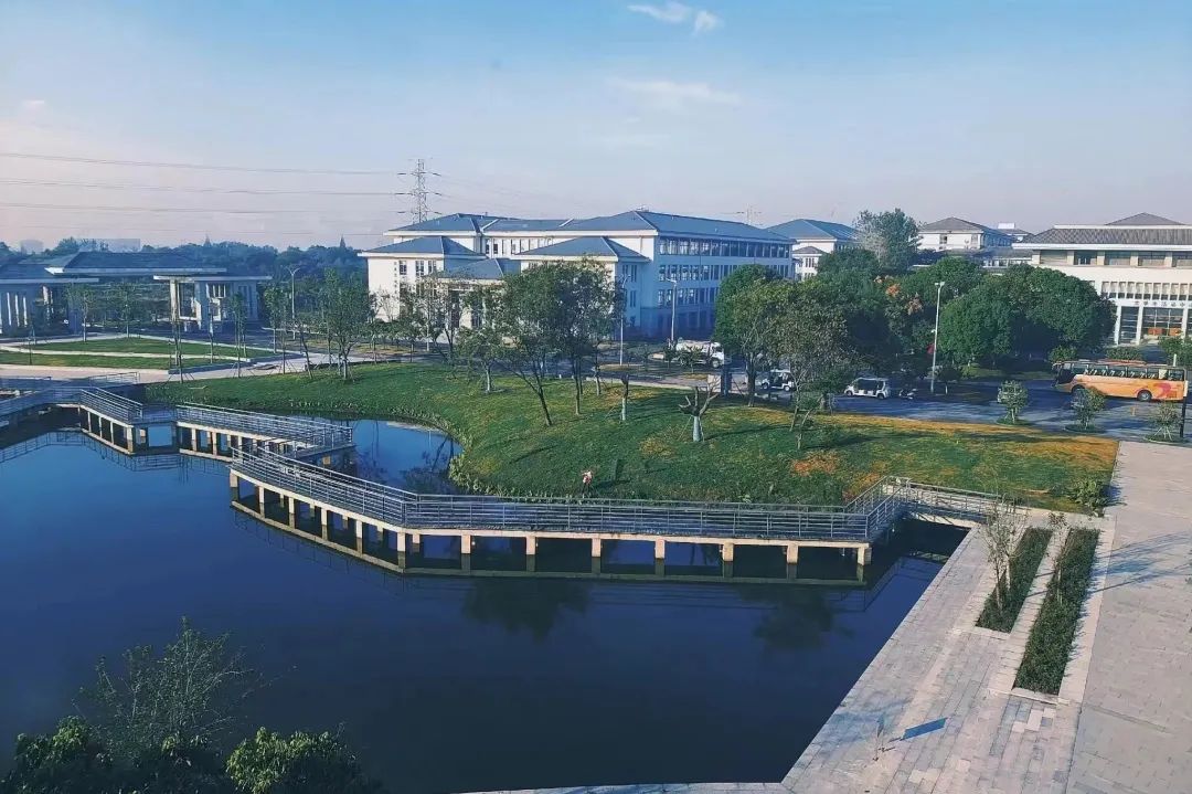 喜報丨蘇體實業(yè)中標南京郵電大學(xué)通達學(xué)院游泳館項目